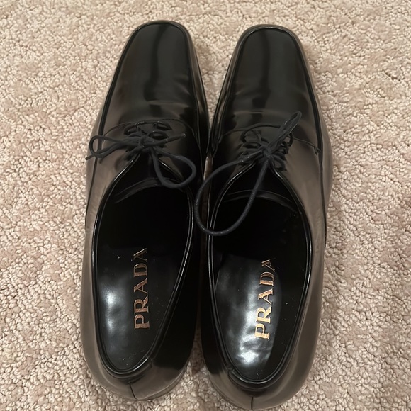 Men’s Prada Oxfords - Picture 2 of 6